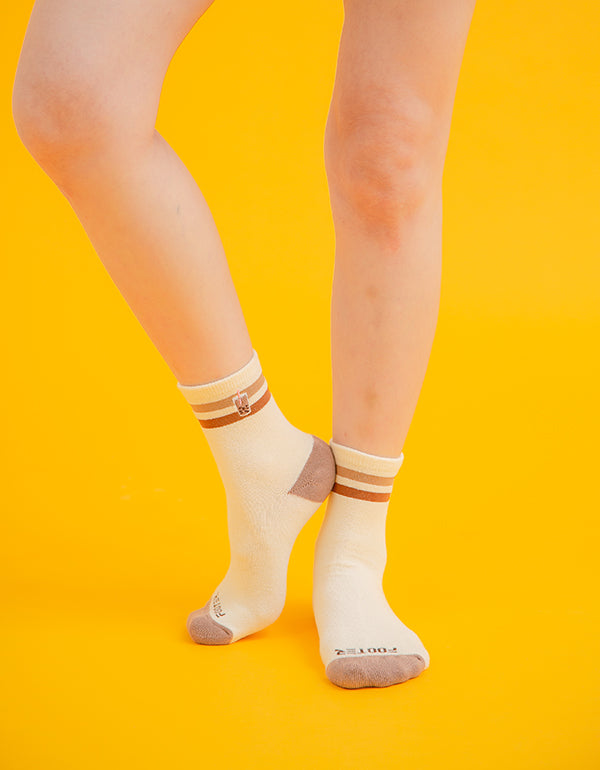 Q251 Micro Molecular Anti-Bacterial Milk Tea Socks