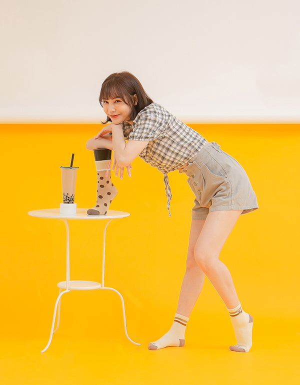 Q251 Micro Molecular Anti-Bacterial Milk Tea Socks